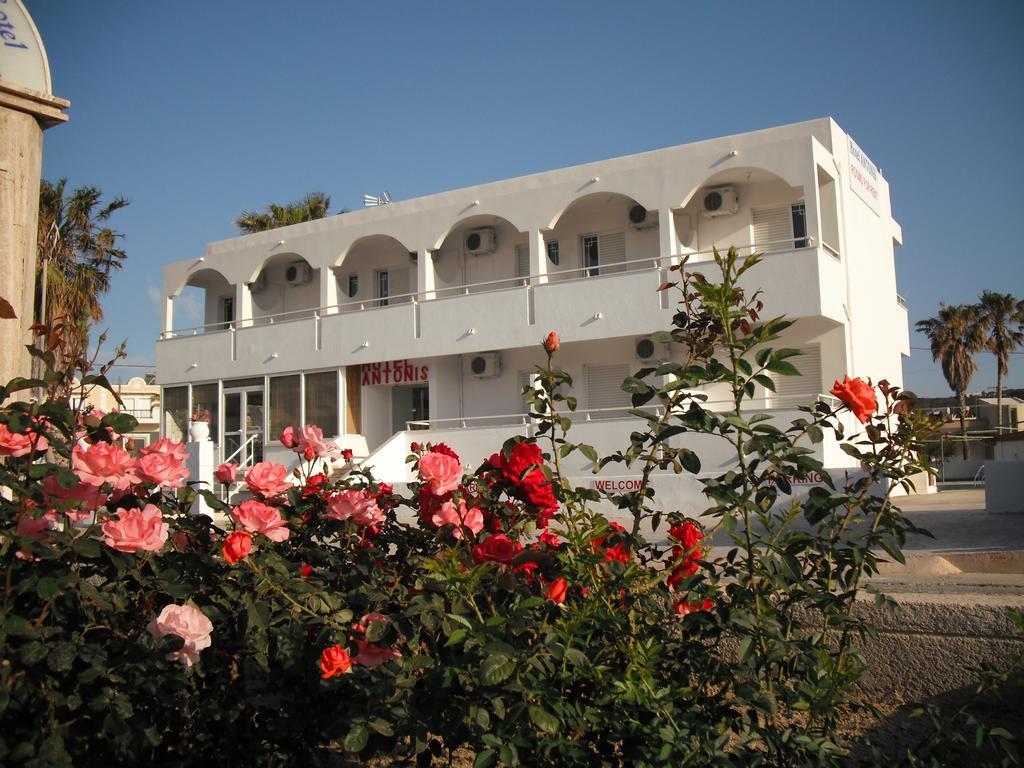 Antonis Hotel Kéfalos Exteriör bild